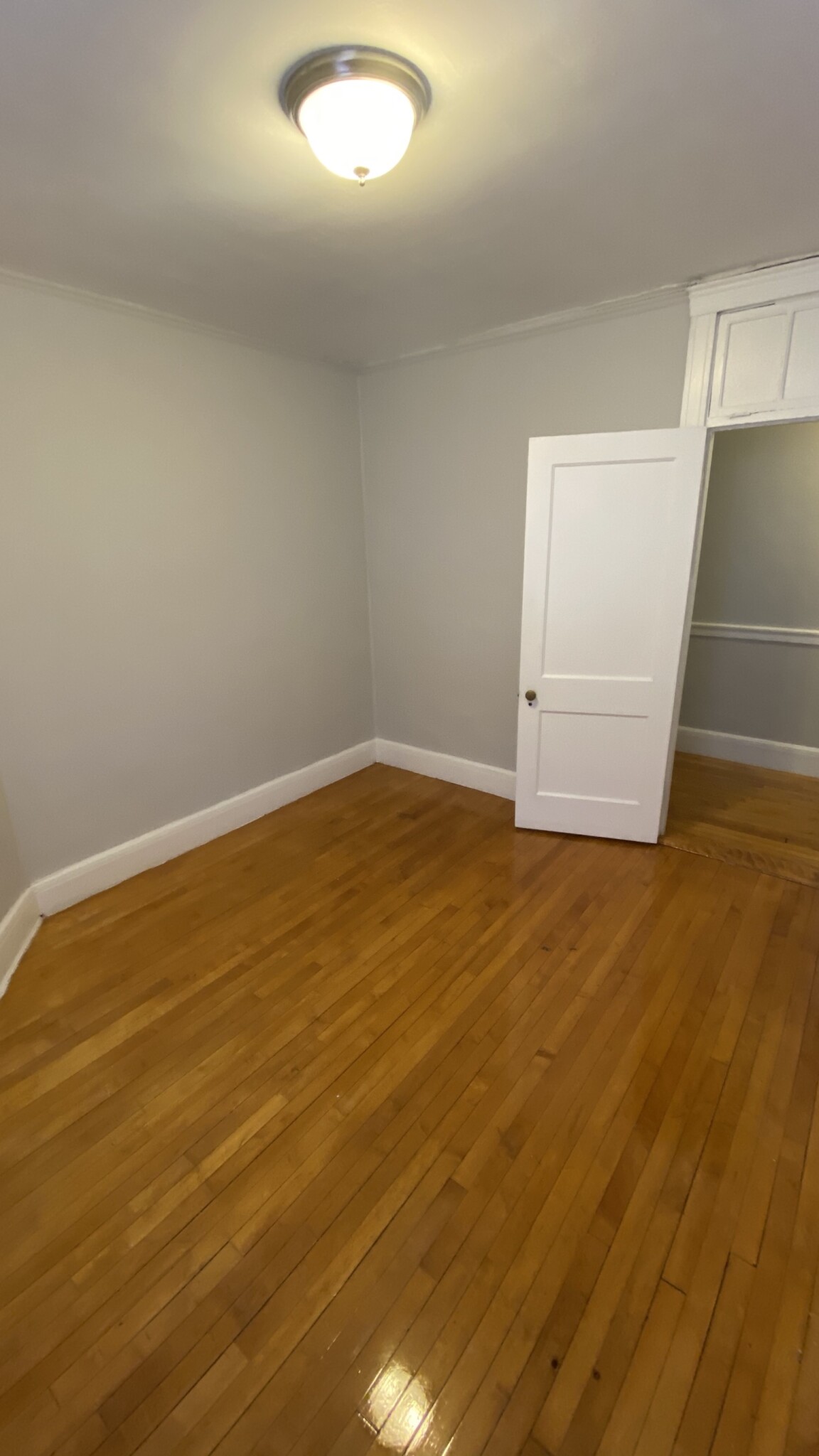 142 Davis Ave, Emerson Gardens