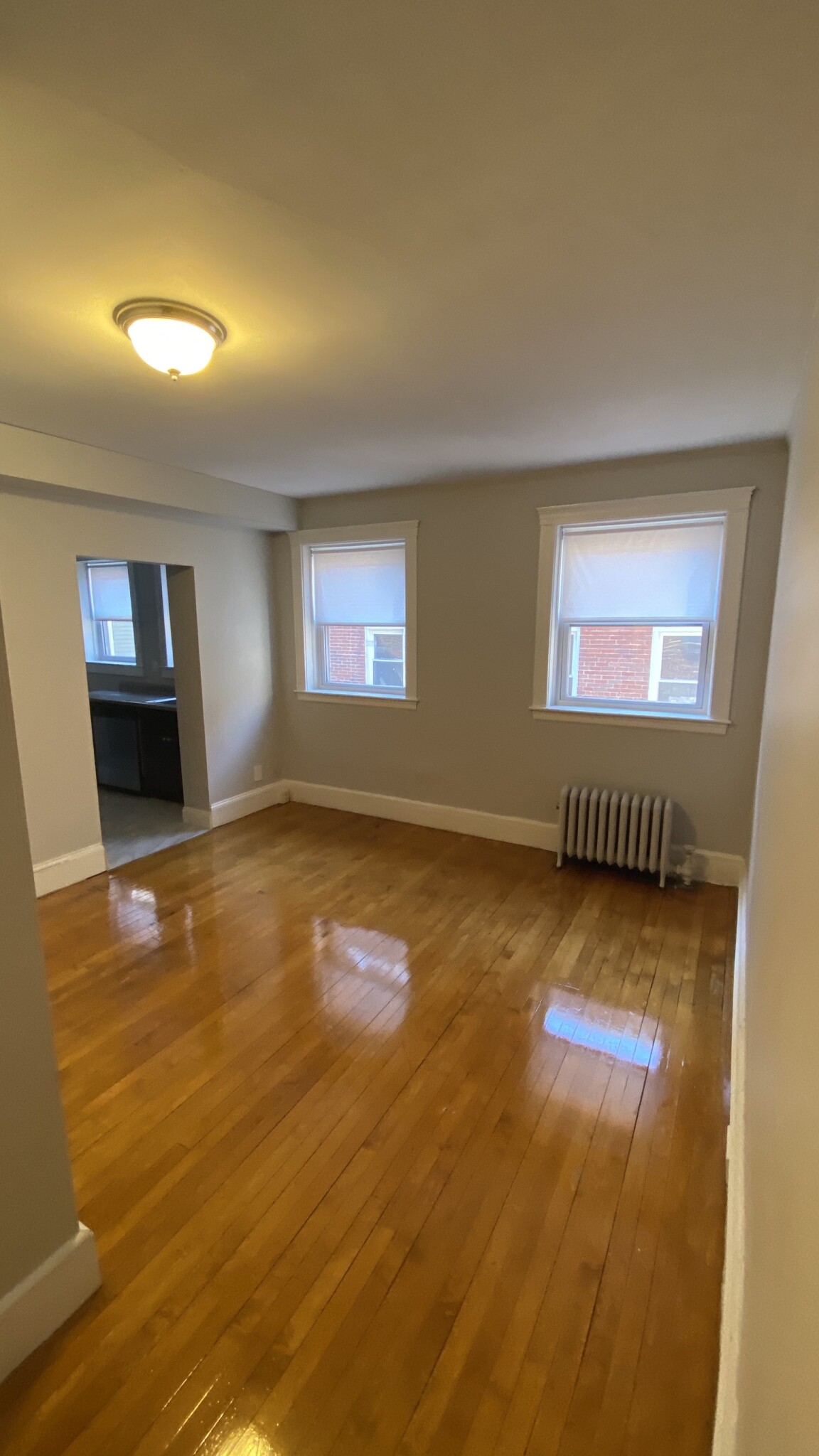 142 Davis Ave, Emerson Gardens