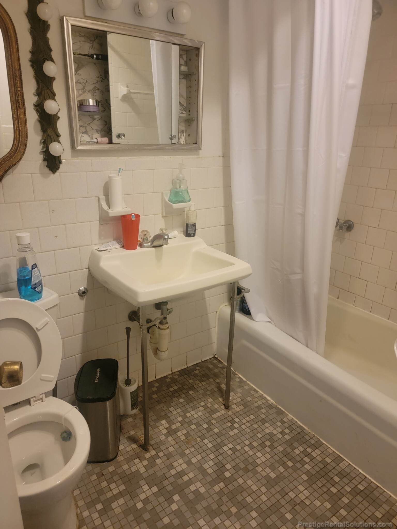 8 Gerald Rd, Brighton