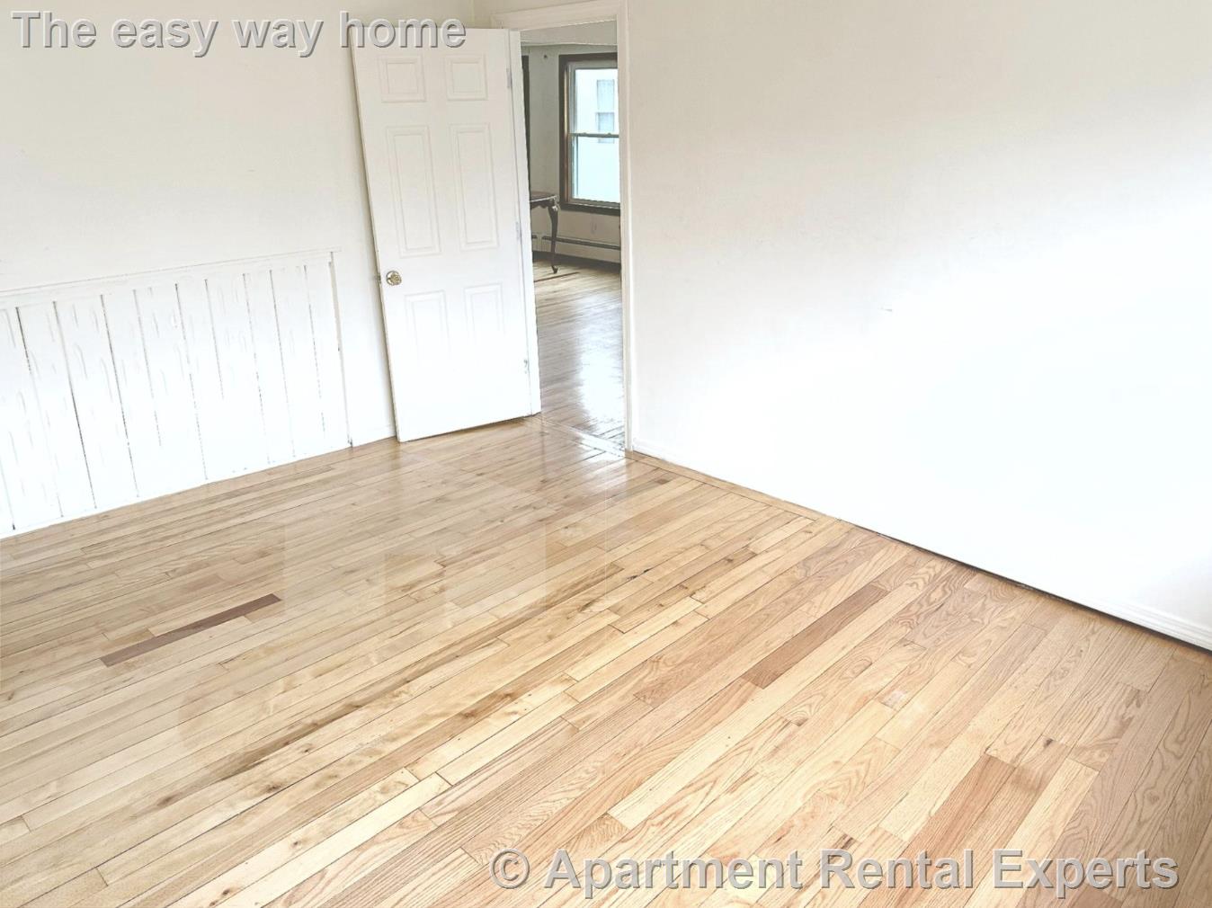 58 Windsor Rd, Tufts