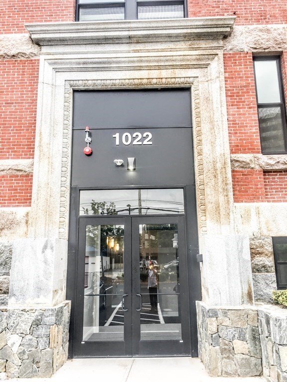 1022 Hancock St, Quincy