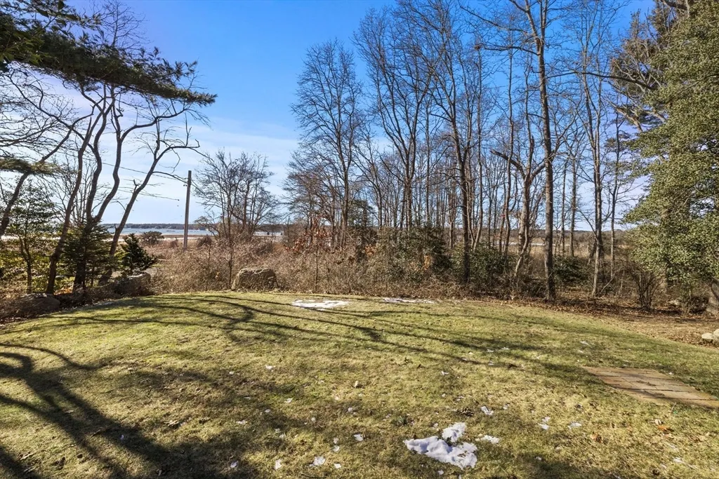 66 Converse Rd, Marion