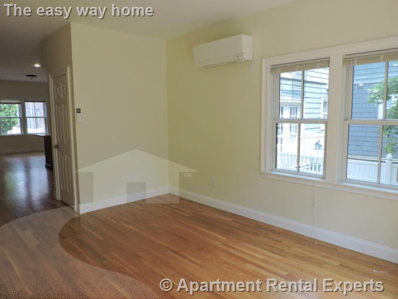 6 Emmons Pl, Harvard Square