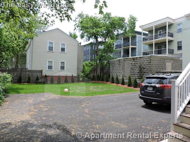 6 Emmons Pl, Harvard Square