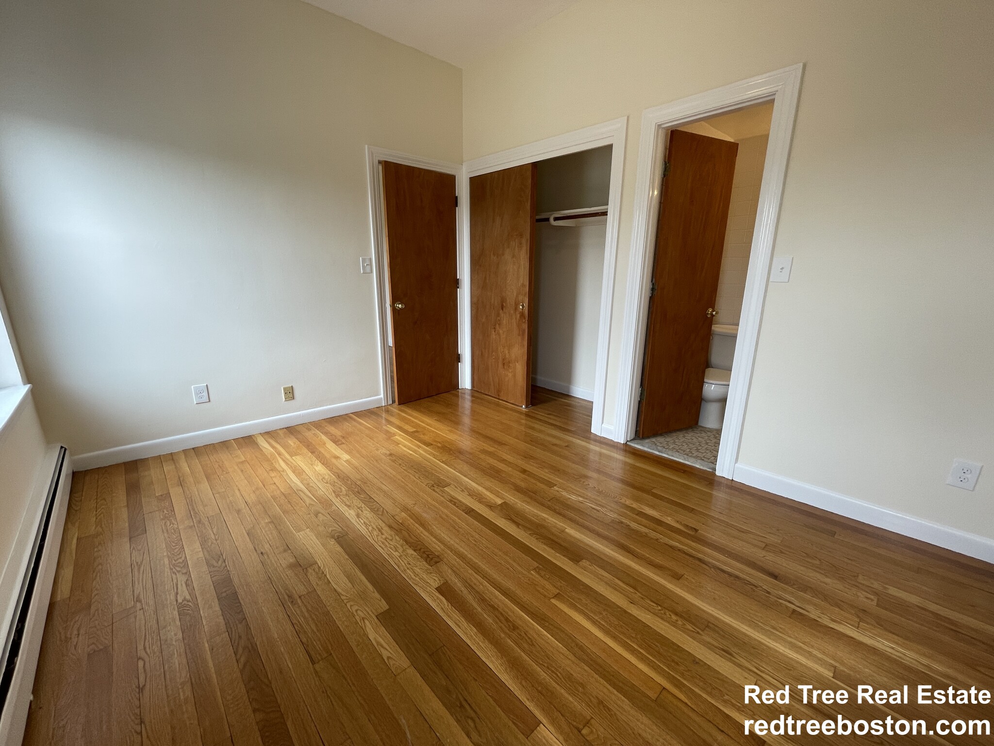 172 North Beacon St, Brighton