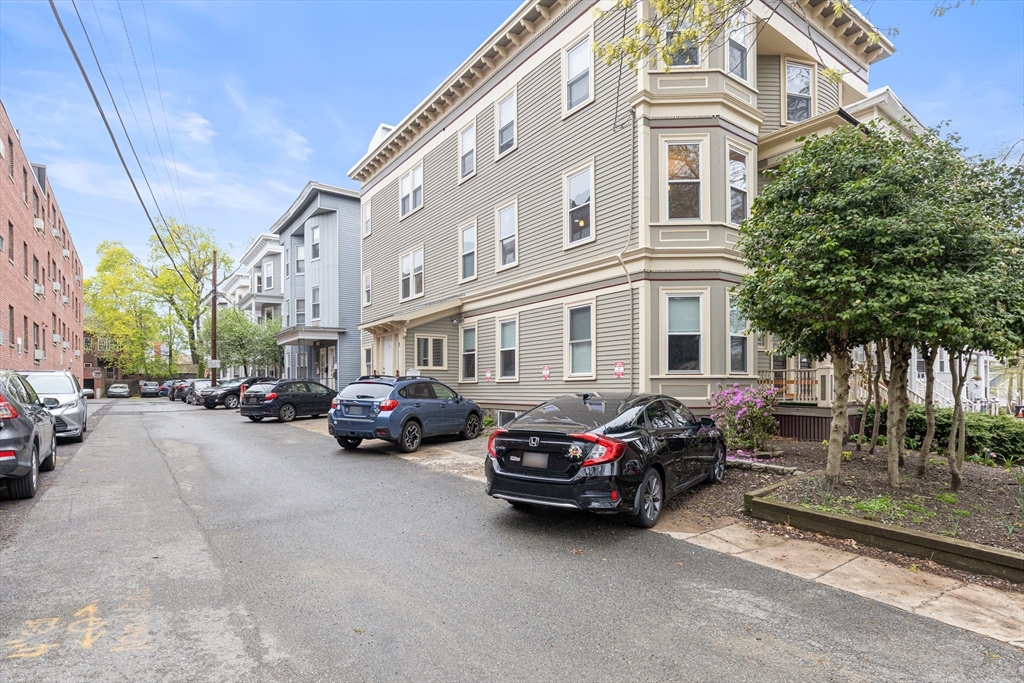 37 Harvard Ave, Brookline