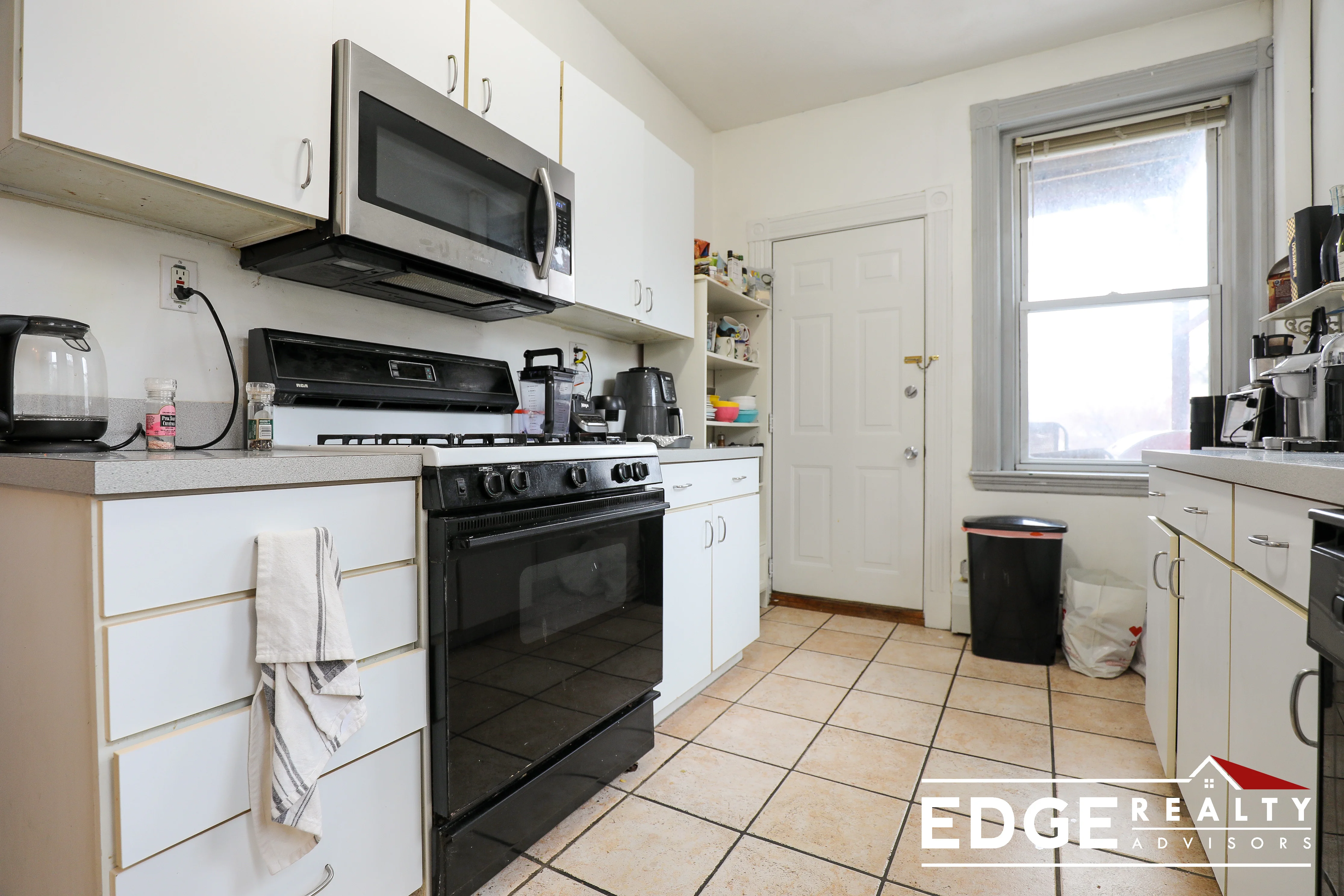 38 Park Vale Ave, Allston