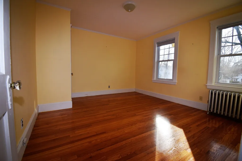 39 South Normandy Ave, Cambridge Highlands