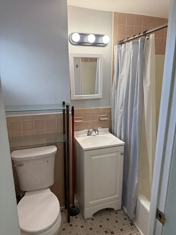 324 Granite St, Quincy