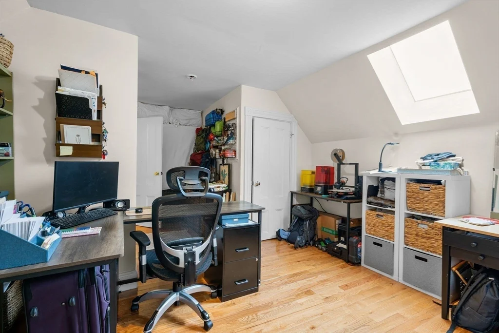 5 Wenham St, Jamaica Plain