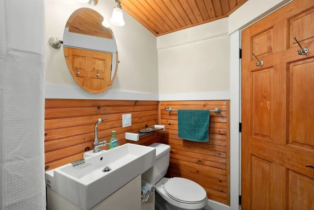 6 North Hudson St, North End