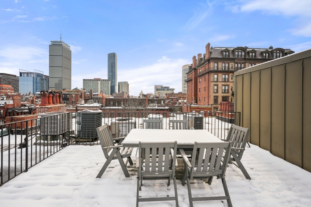 403 Marlborough St, Back Bay