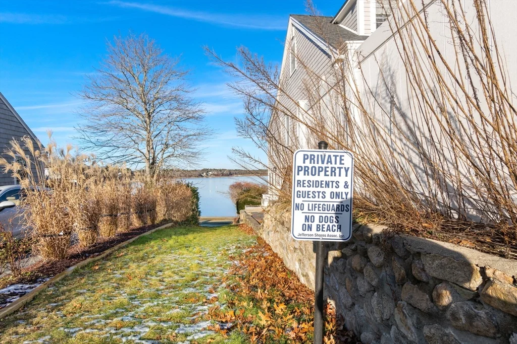 32 Woodside Ave, Wareham