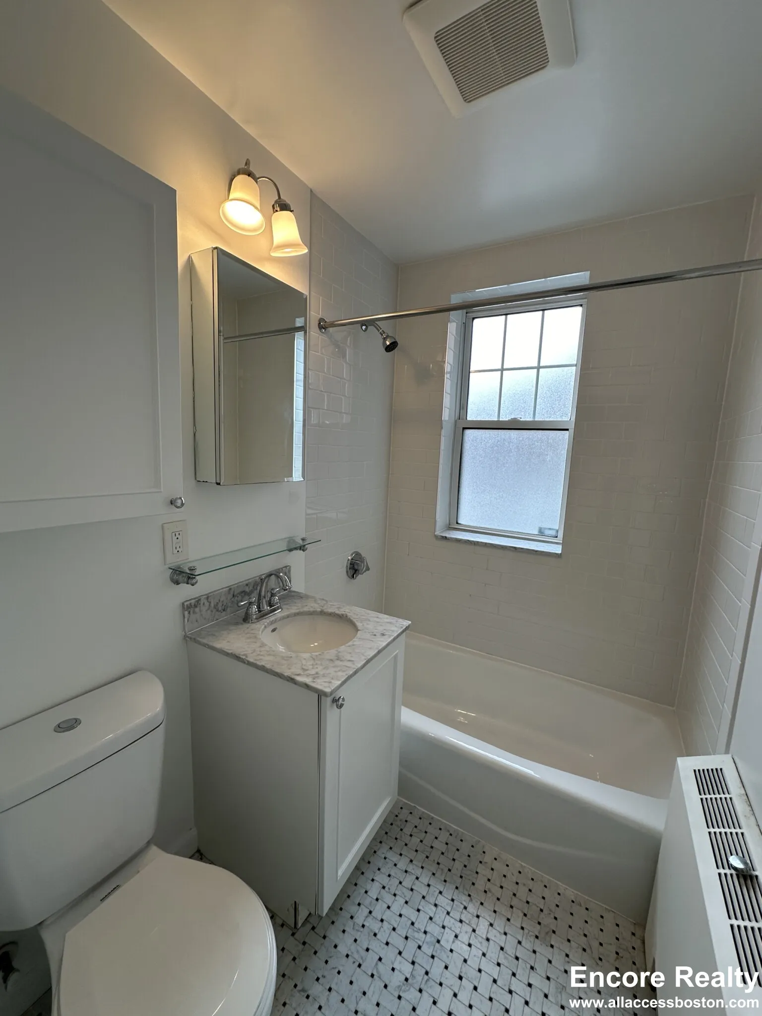 24 Chauncy St, Neighborhood Nine