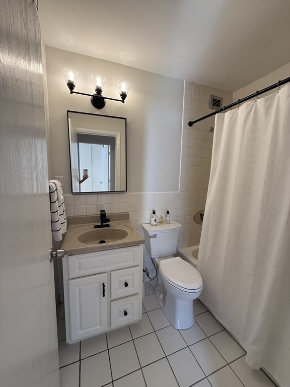 160 Commonwealth, Back Bay