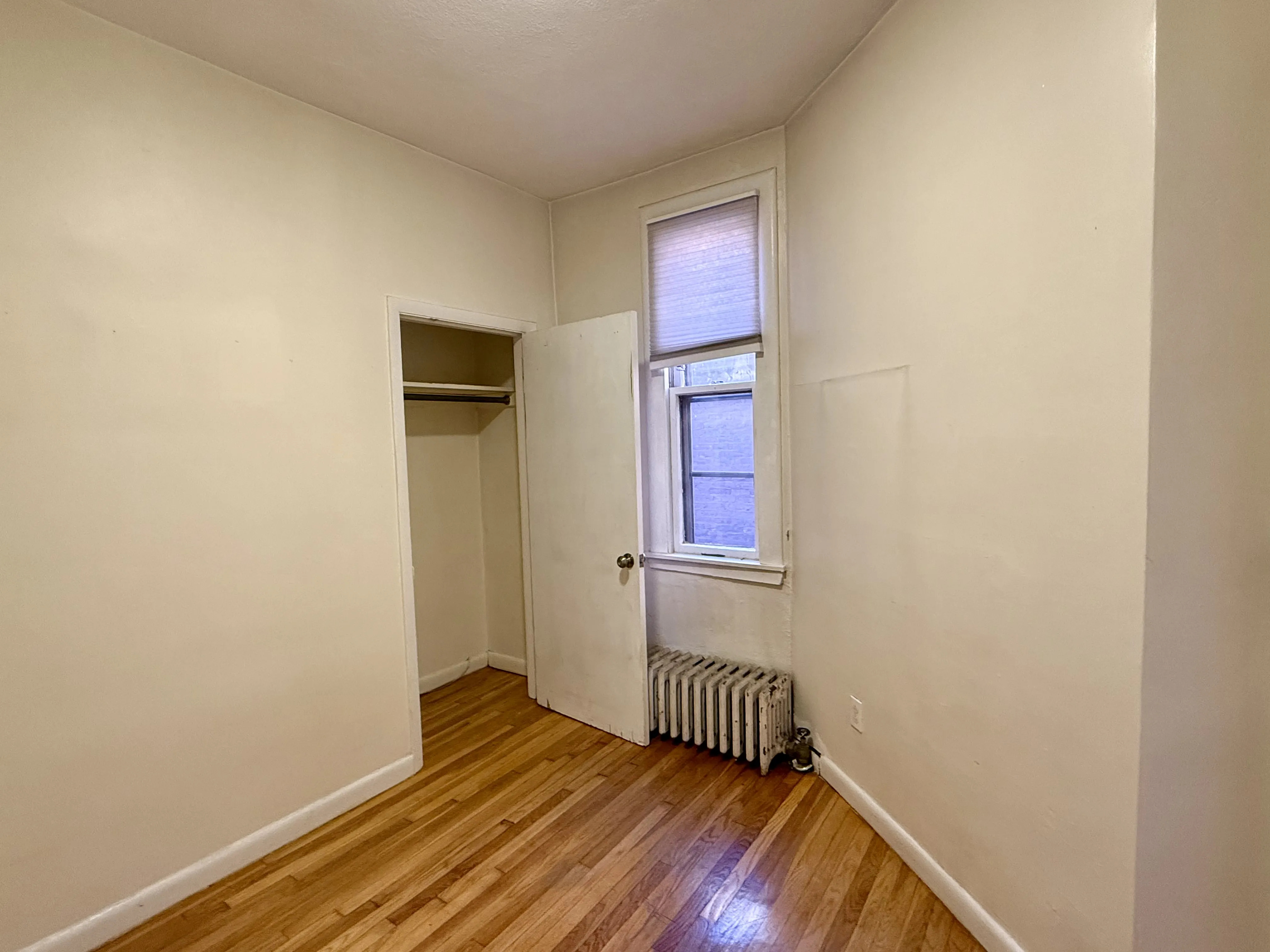 295 Newbury St, Back Bay