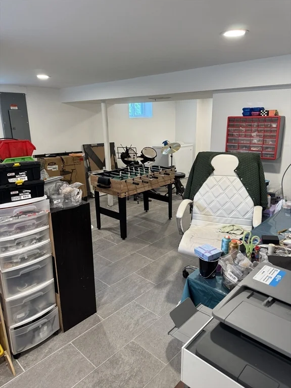 8 Heritage Rd, Pelham