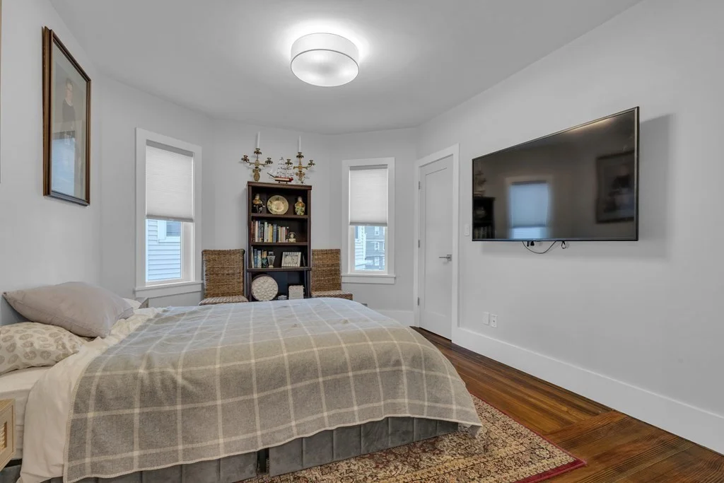 351 Centre St, Dorchester