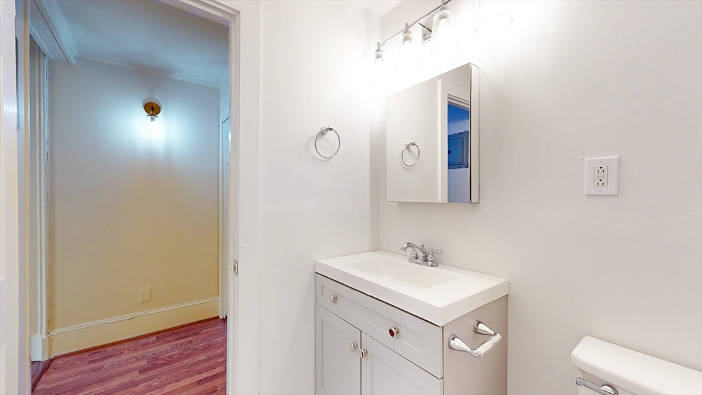 205 Beacon St, Back Bay