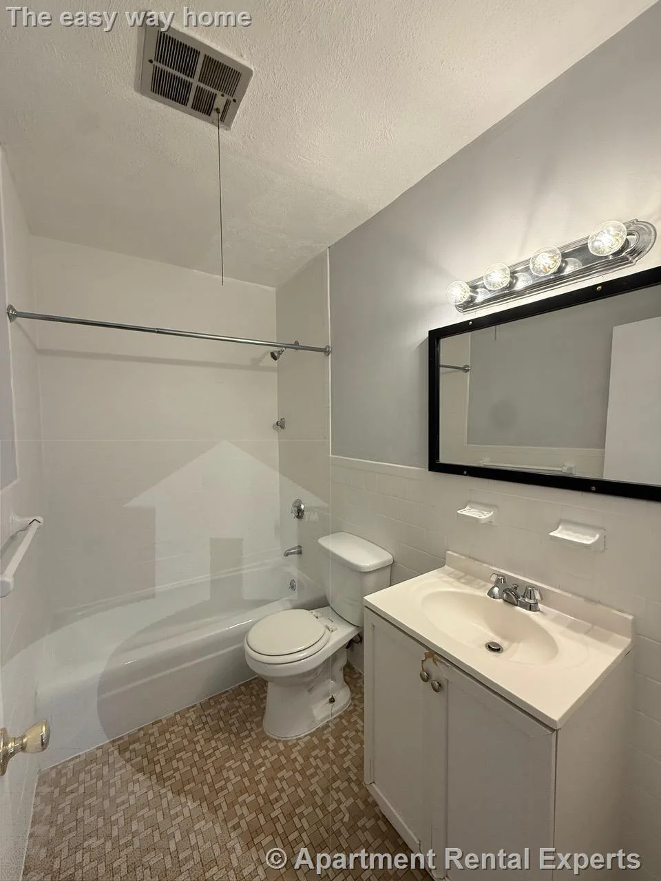 80 Bow St, Magoun Square