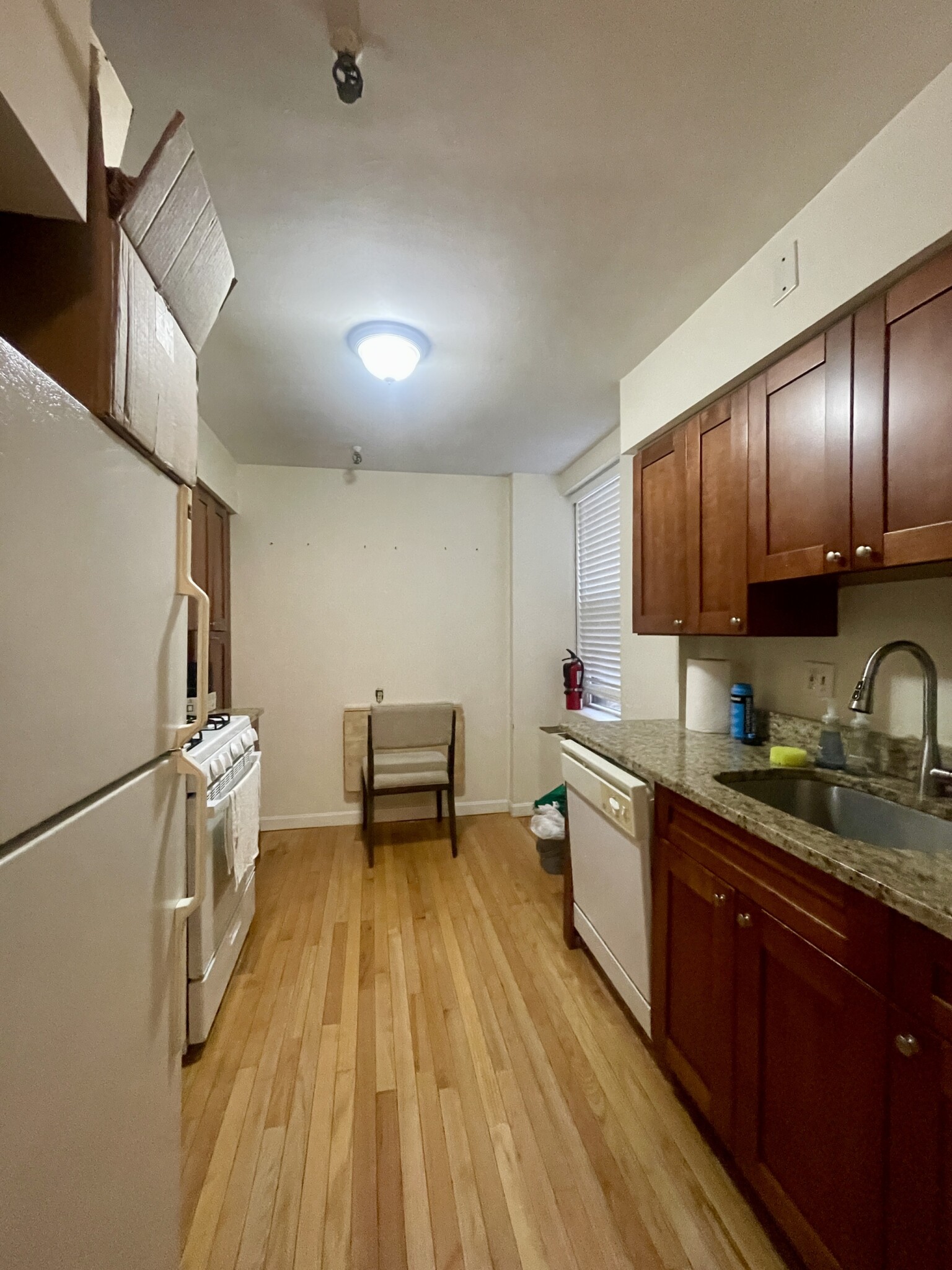 2003 Commonwealth Ave, Brighton