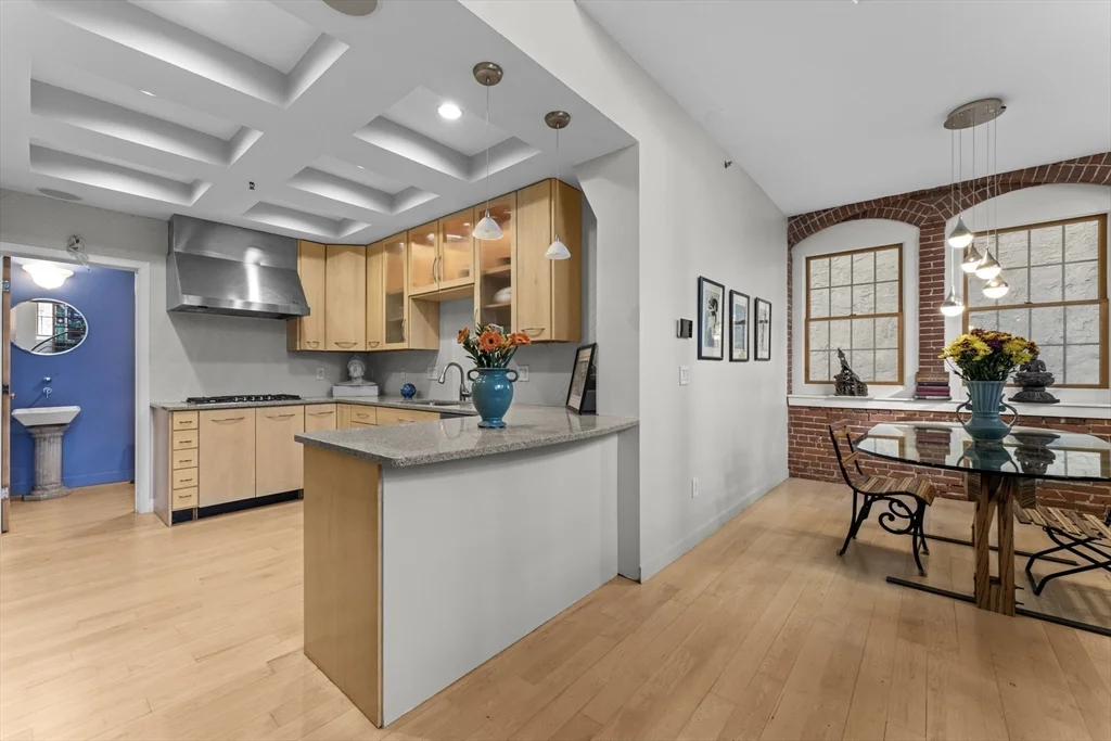 8 Newcomb, South End