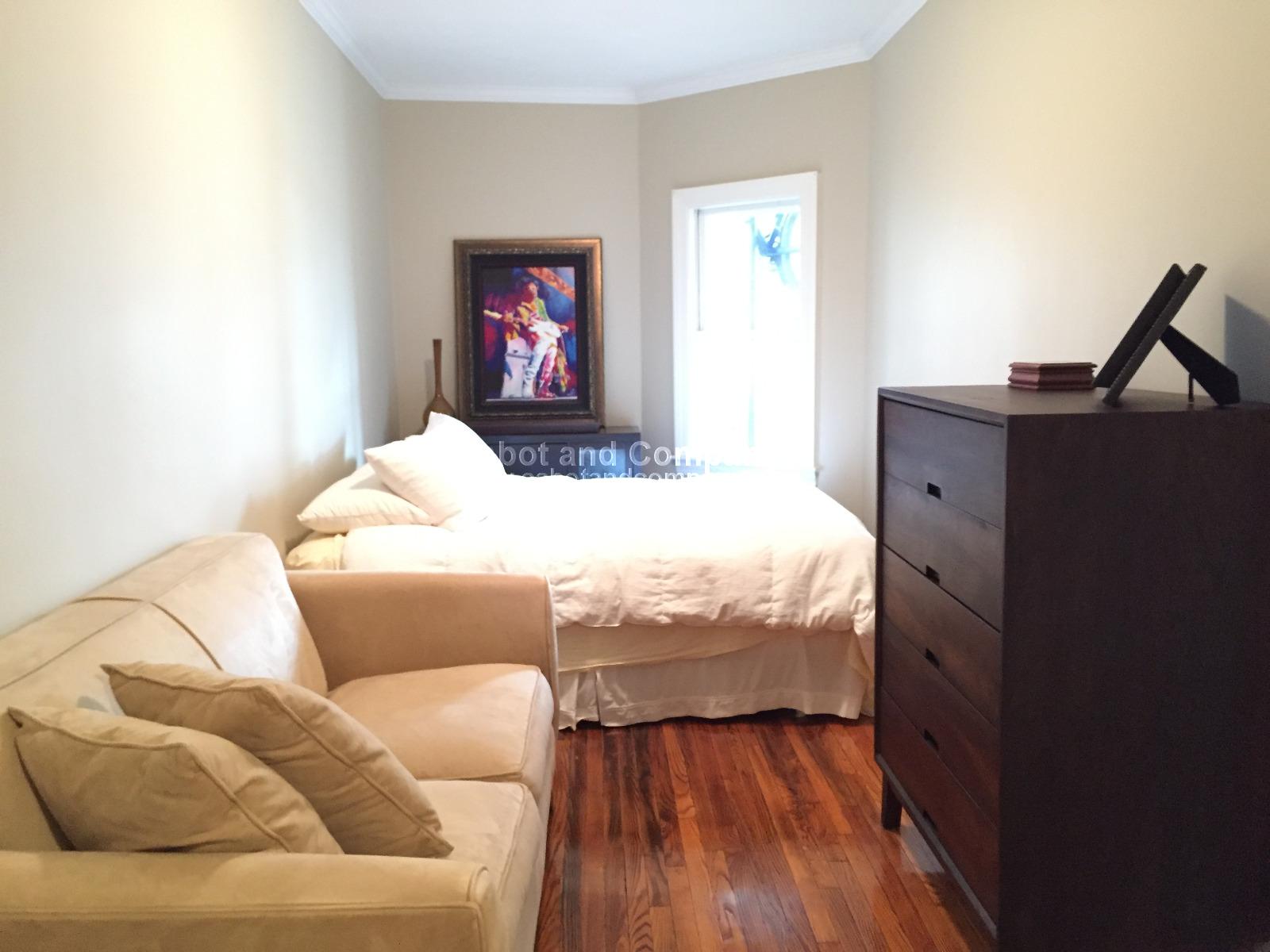 185 Beacon St, Back Bay