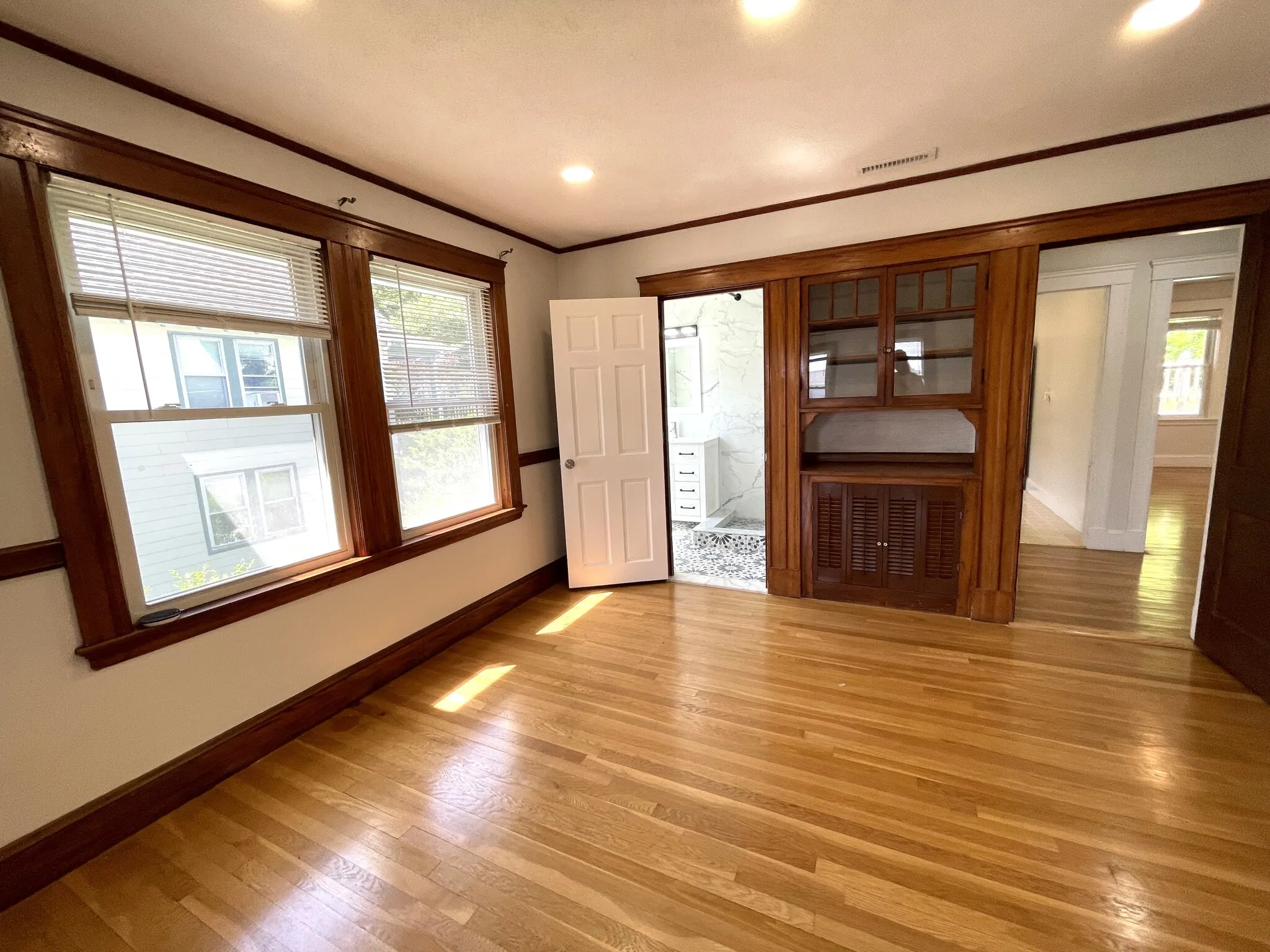 58 Edgecliff Rd, Strawberry Hill