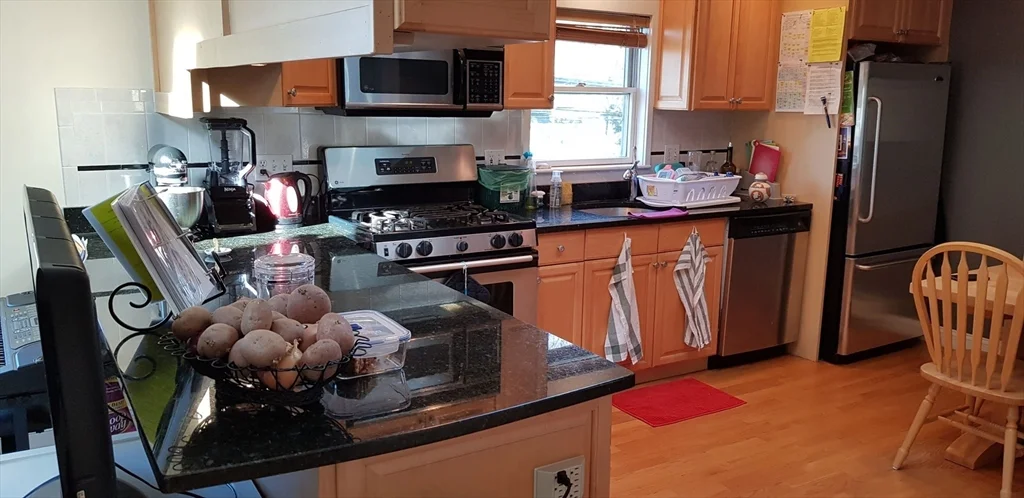 118 Sherman St, Neighborhood Nine