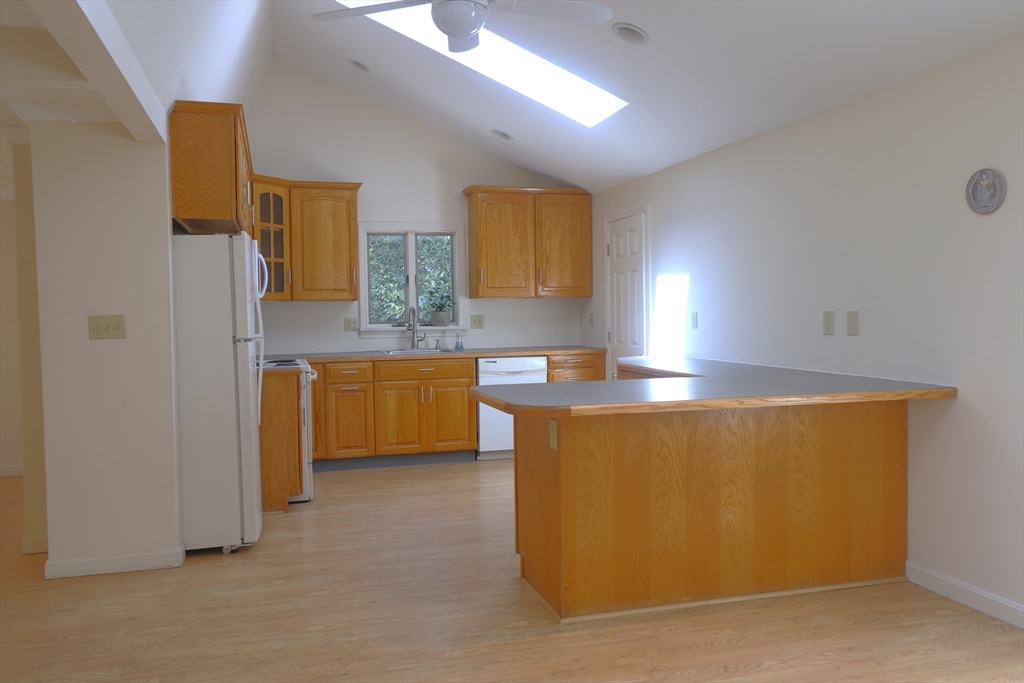 242 Water St, Wakefield