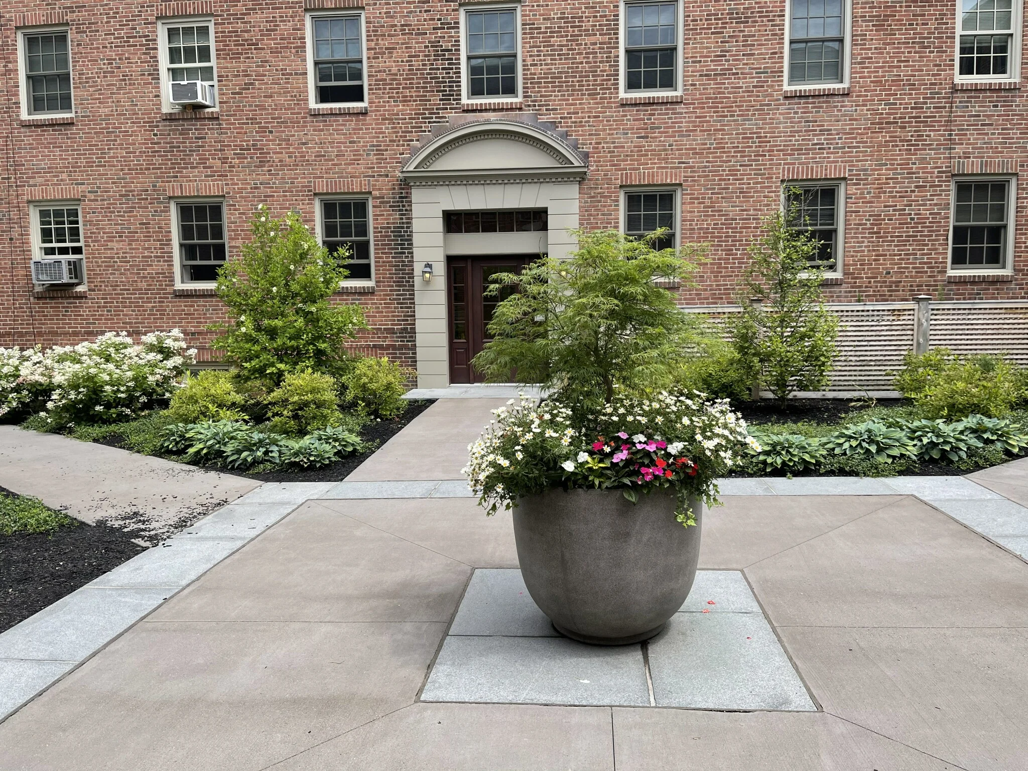 312 Washington St, Wellesley