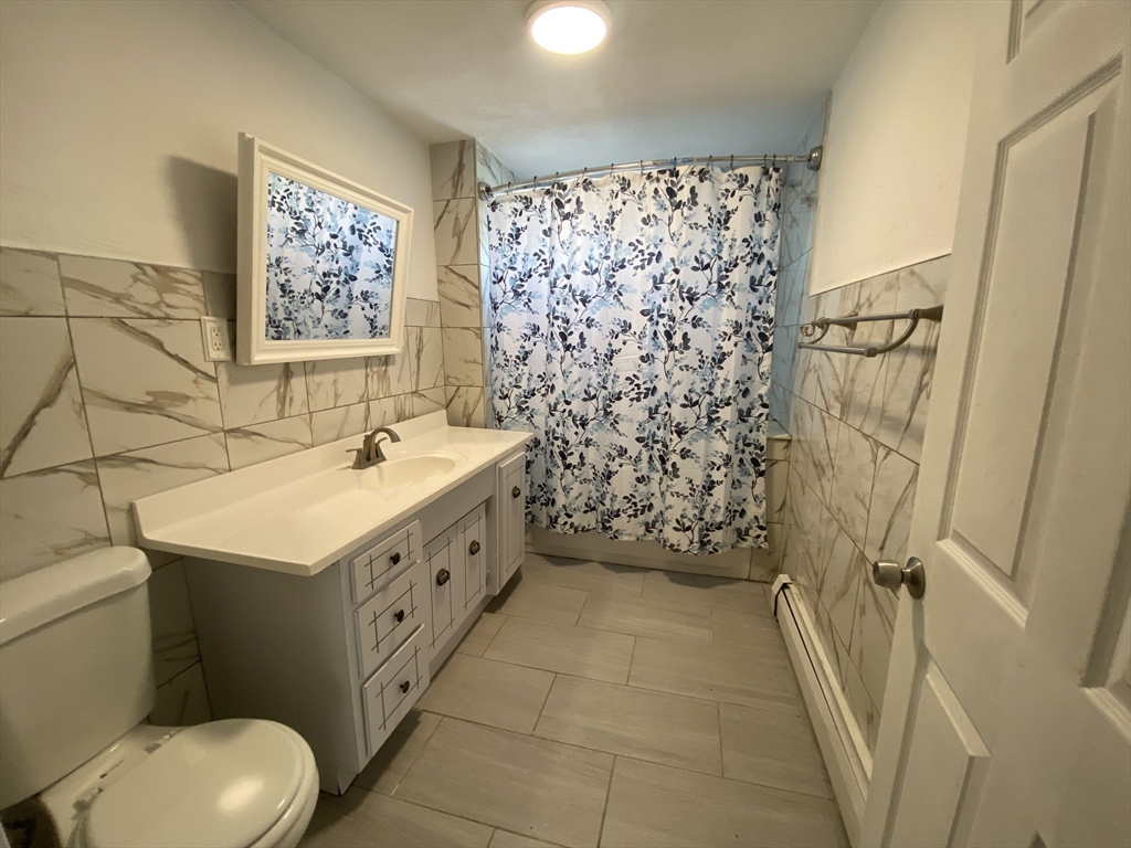 41 Hancock Ave, Medford