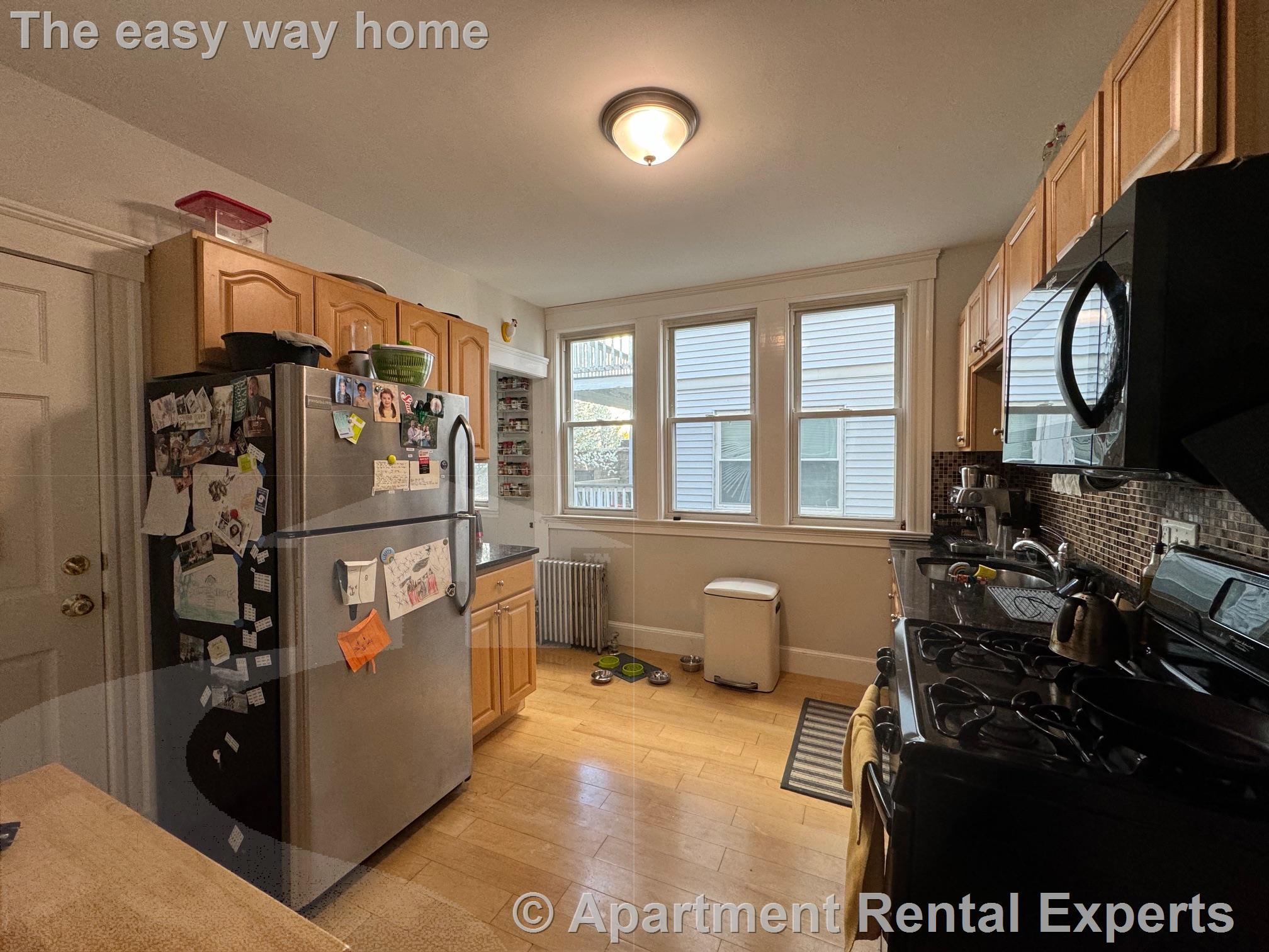 12 Silvey Pl, Porter Square