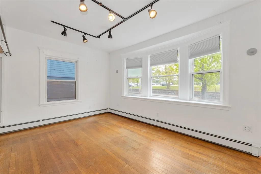 294 South St, Jamaica Plain