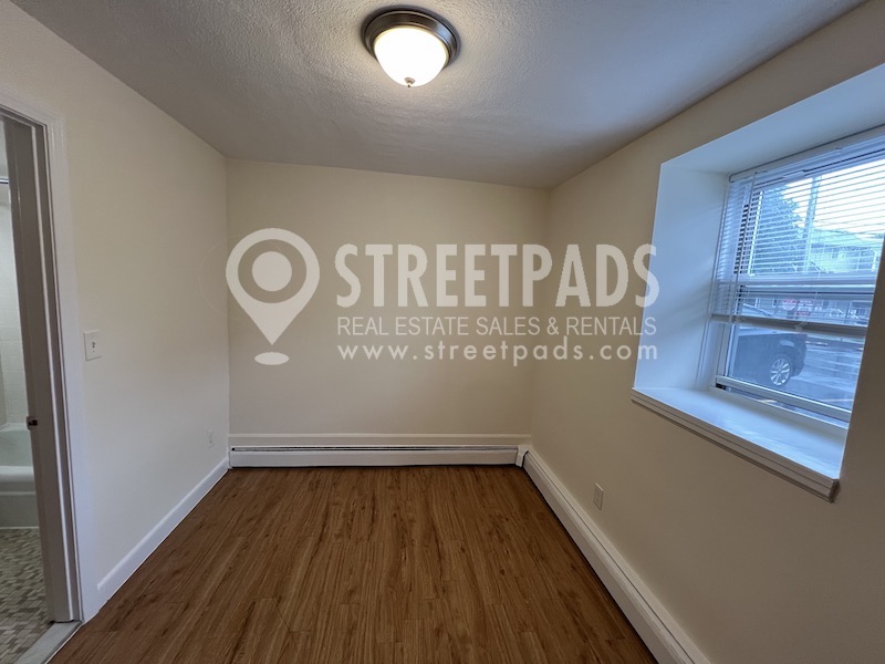 164 Beacon St, Back Bay