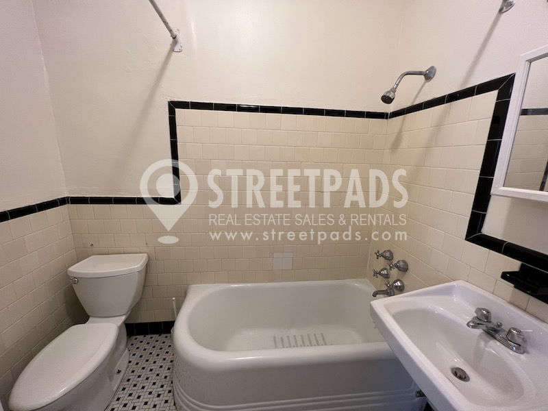 2 Ware St, Mid-Cambridge