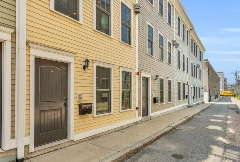 83 Dresser St, South Boston