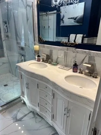 417 W Elm St, Brockton