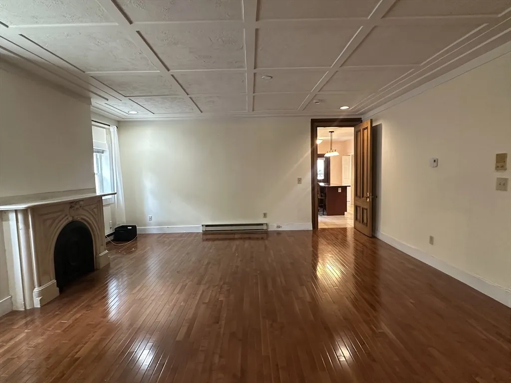 744 East 4th St, South Boston