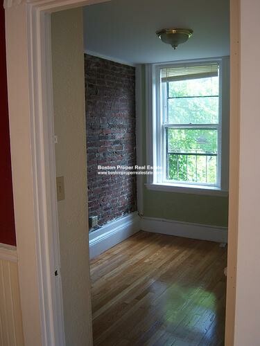 72 Revere St, Beacon Hill