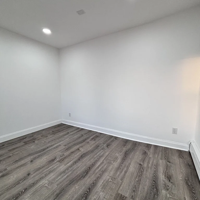 12 Pine St, Attleboro