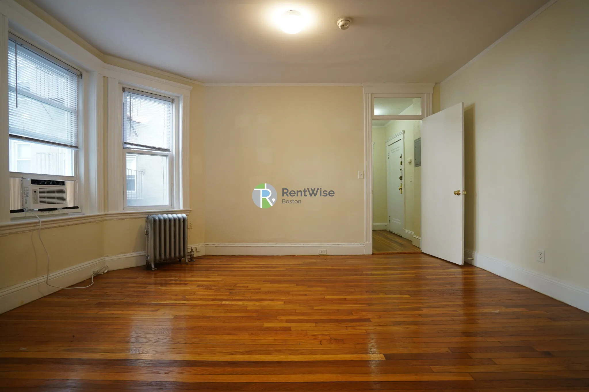 1185 Boylston St, Fenway