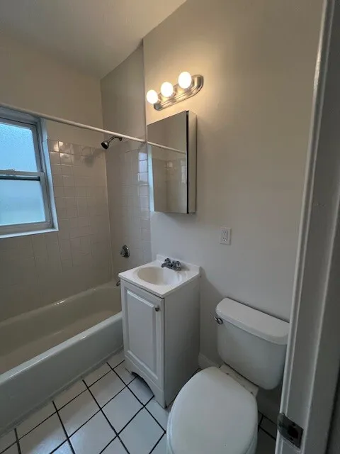 111 Norway St, Fenway