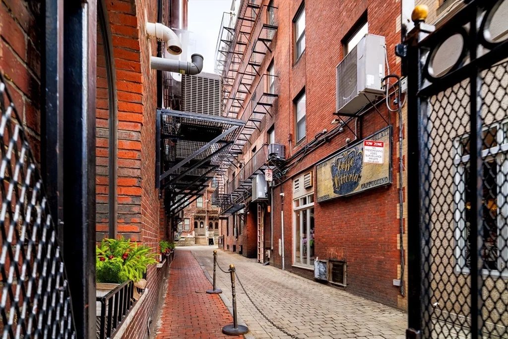 188 North, North End