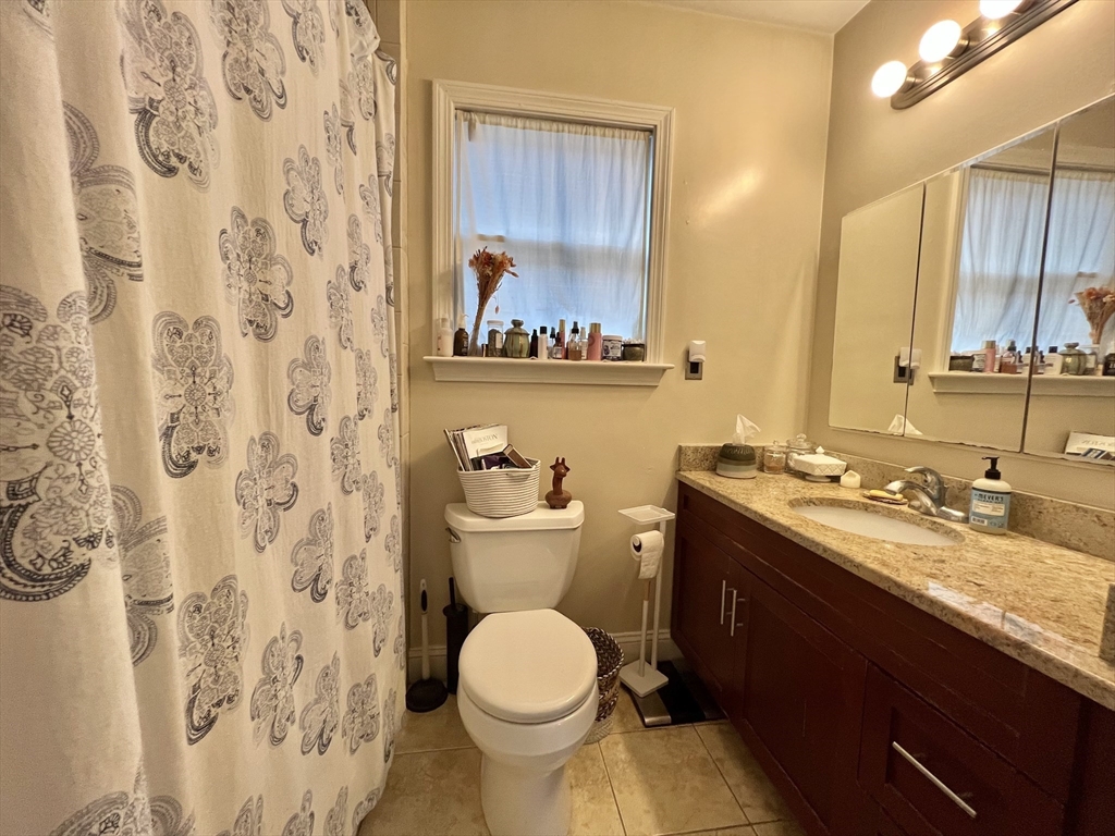 228 Hurley St, East Cambridge