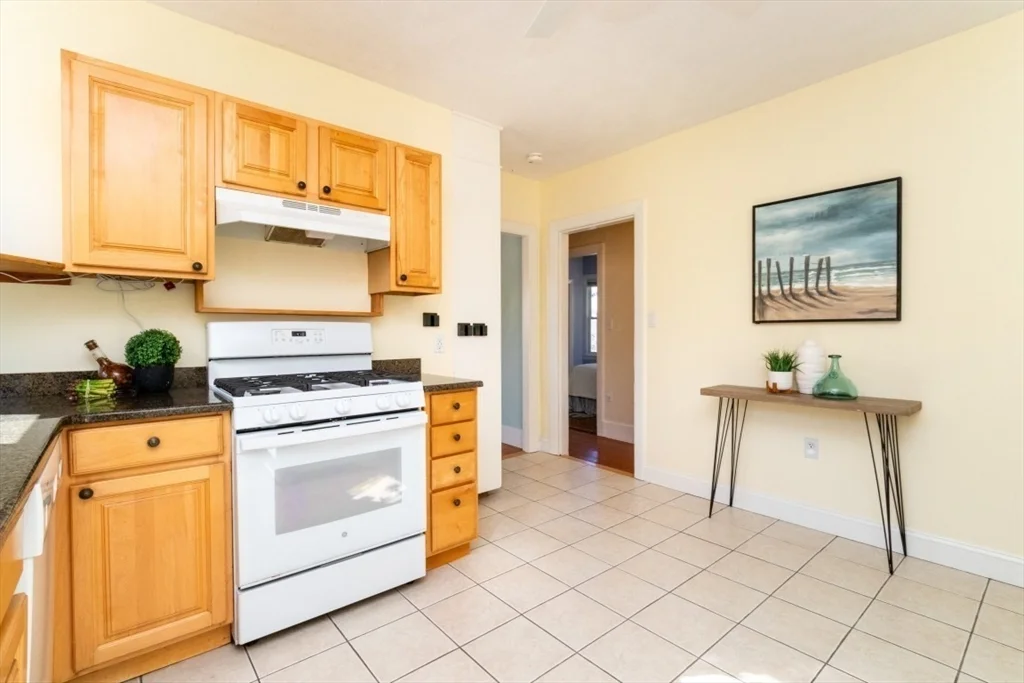 23 Wenham St, Jamaica Plain