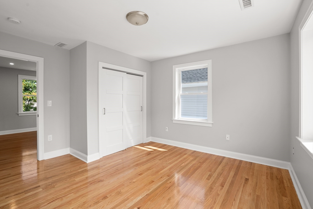 1 Orient Ave, Everett