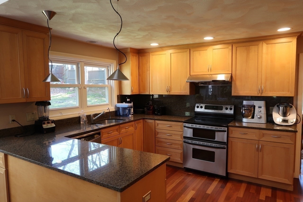 162 East Emerson Rd, Lexington