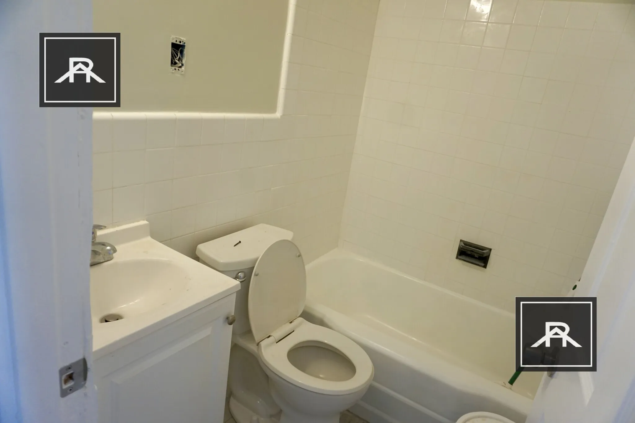 1212 Commonwealth Ave, Brighton