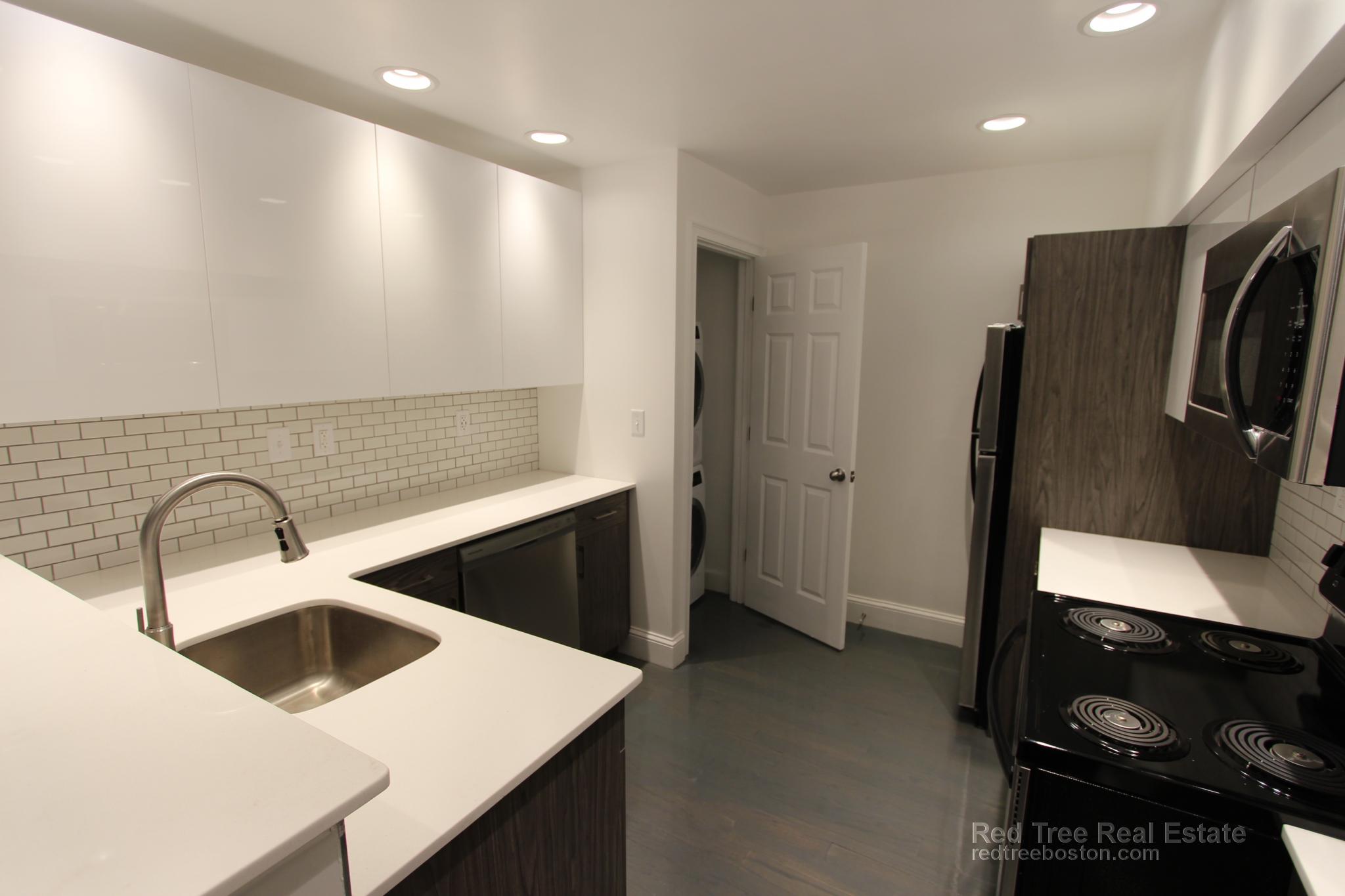 127 Saint Botolph St, Back Bay